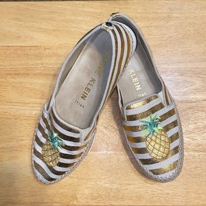 Anne Klein Akzarenna Pineapple Espadrille Slip-ons